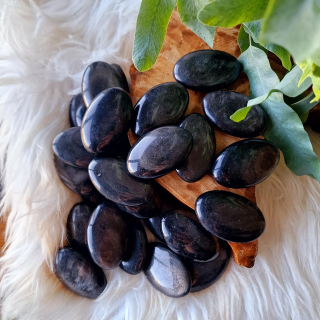 Silver Sheen Obsidian Palm 