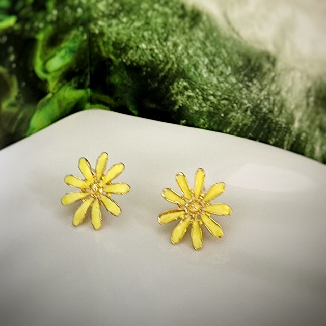 Brinco Flor Girassol Resinado - Ouro