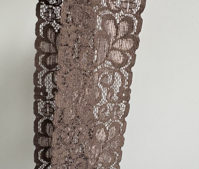 Bandeau en dentelle chocolat