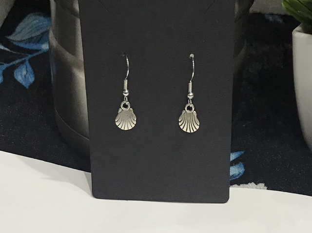 Silver Dangling Earrings- SDE102
