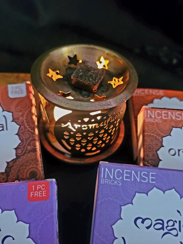 Briques d’Encens Recharge Aromafume (40 g) – Myrrhe, Oriental Pearl, Mystery, Magic Lavender