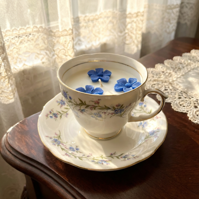 Vintage Teacup Candle 002