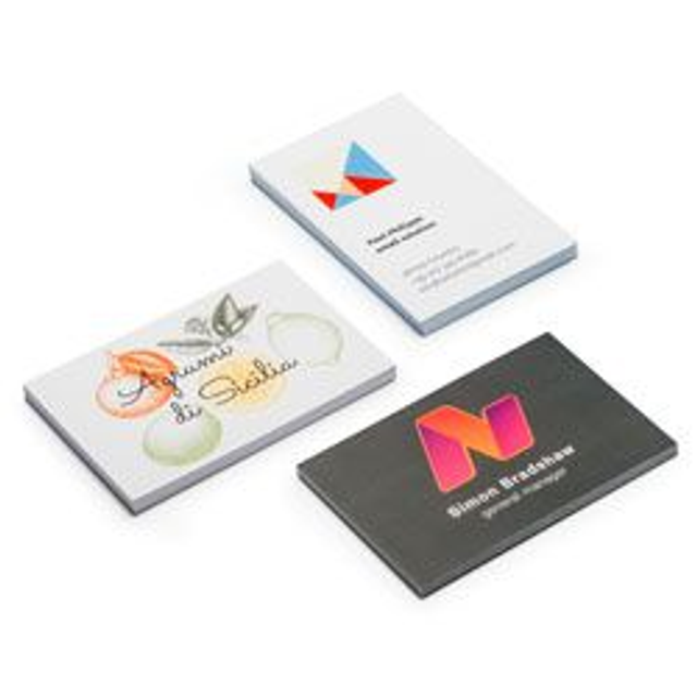 cartes de visite, flyers, dépliant, affiches.