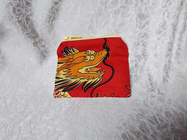 Chinese Dragon Zipped Purse