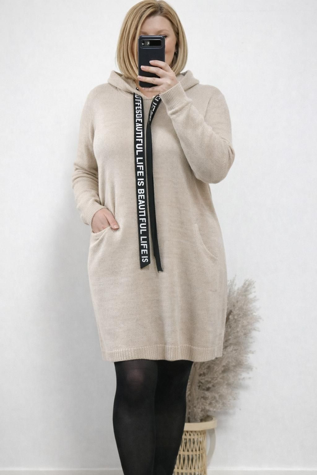 Ref R009 Robe pull capuche Joséphine beige 