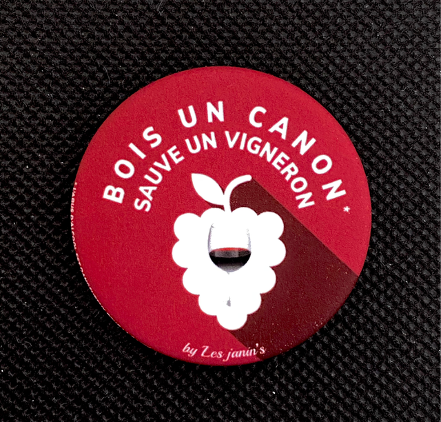 Badge Bois Un Canon Sauve Un Vigneron