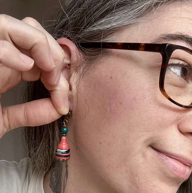 #12 Boucles d’oreilles upcycling en affiche