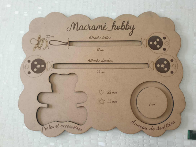 Planche gabarit attache tétine