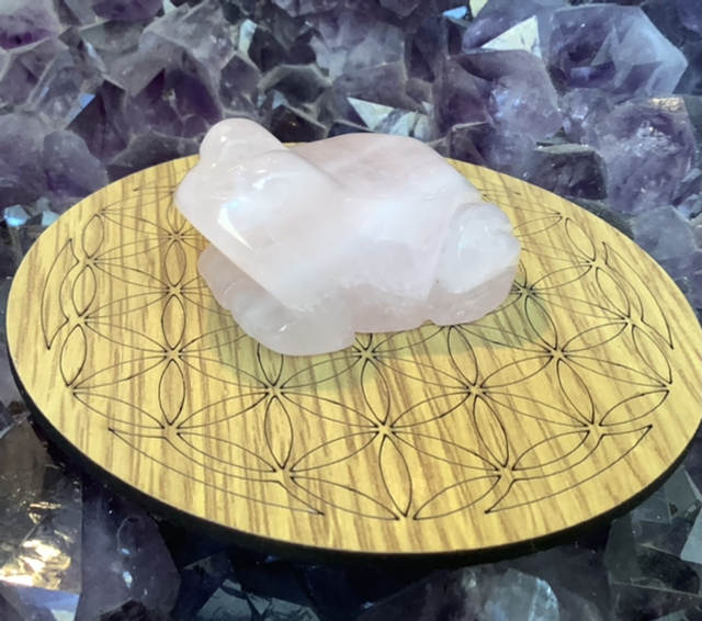 Grenouille en quartz rose 