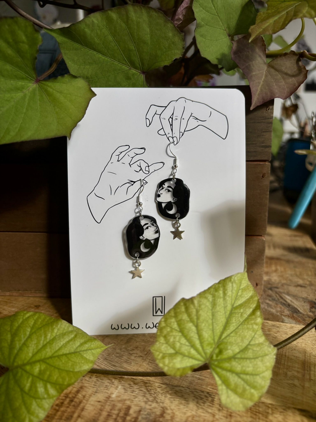 &quot;Têtes dans les étoiles&quot; Boucles d&#039;Oreilles