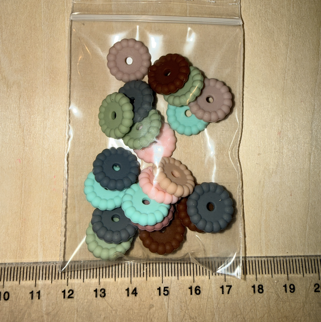 Lot 20 Rondelles florale 1,5 cm aléatoire 