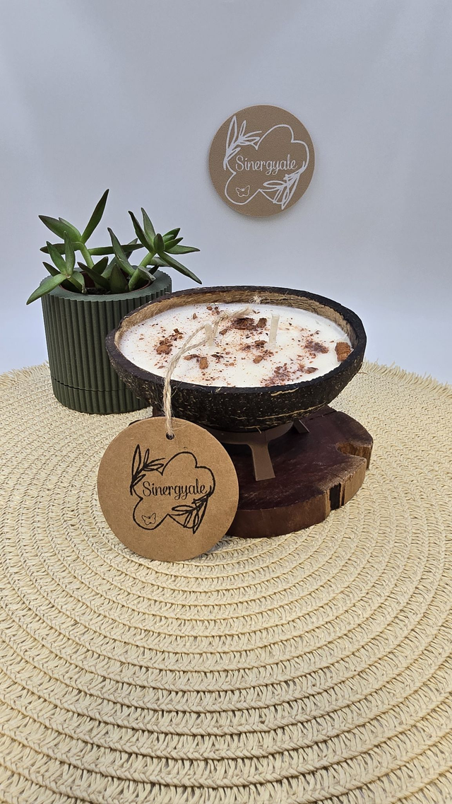 Vela en coco - Coco con canela