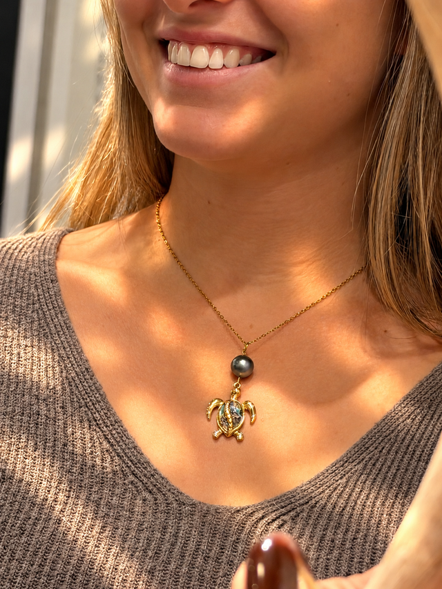 Collier Honu