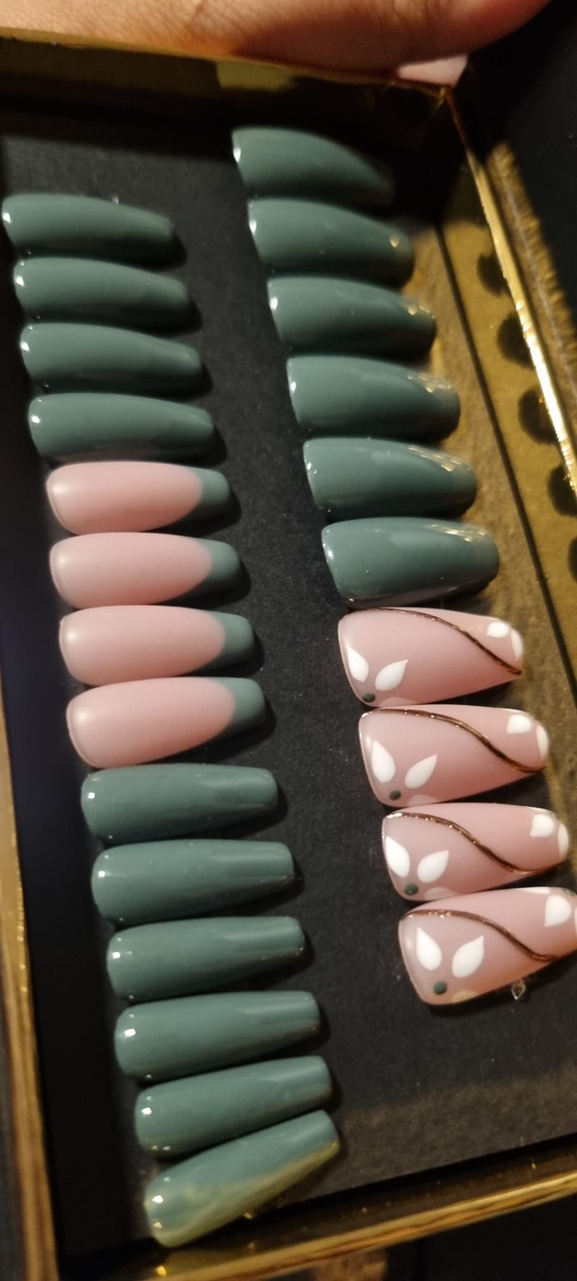 Green french flower coffin M