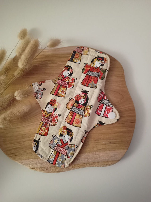 Serviette hygiénique lavable Geisha (à l'unité ou en lot de 5)
