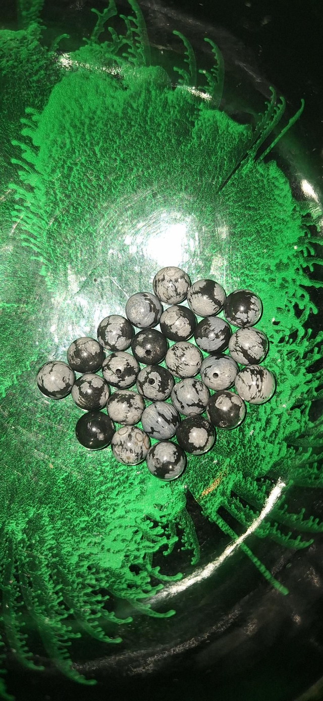Snowflake obsidian 8mm