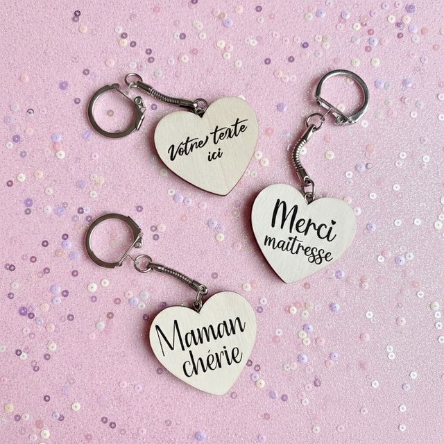 Porte clés coeur en bois personnalisé avec votre texte