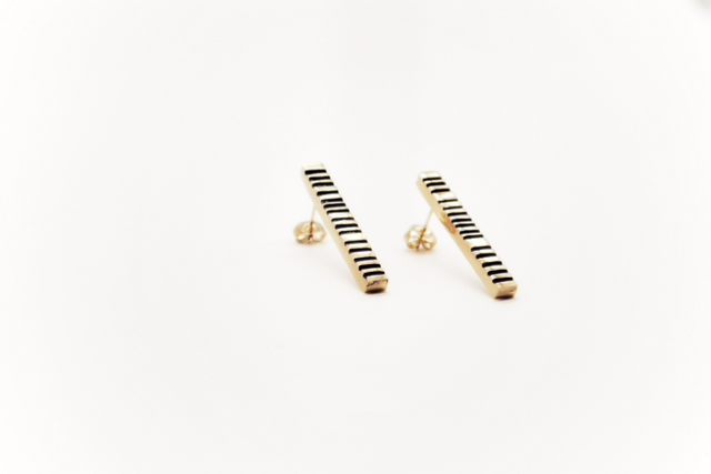 Brincos compridos MET02P003