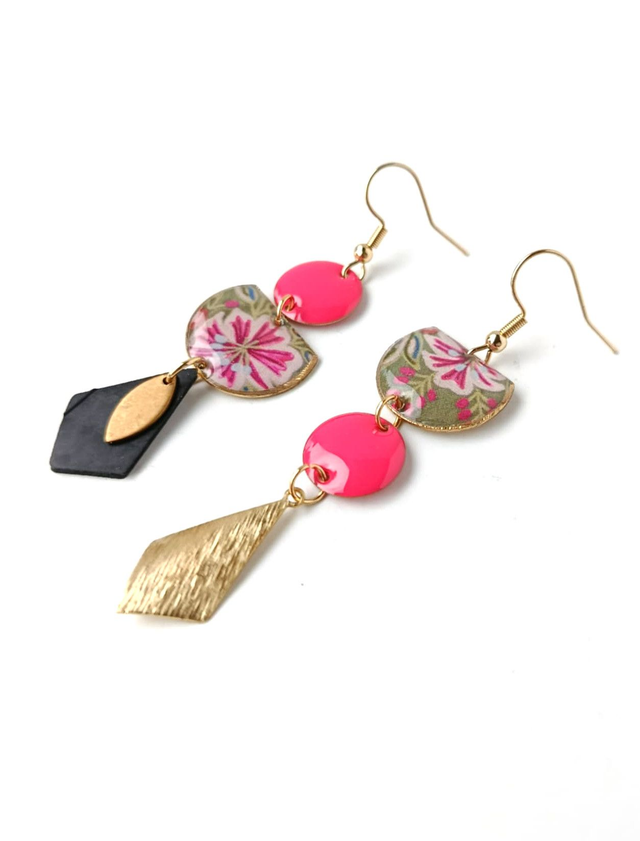Boucles d'oreilles Asymétriques Upcyclées en Chambre à Air et Papier Recyclés - Florales