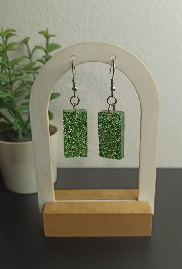 Boucle d&#039;oreille S (S28) 