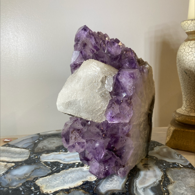 Amethyst cut base with calcite collector’s piece