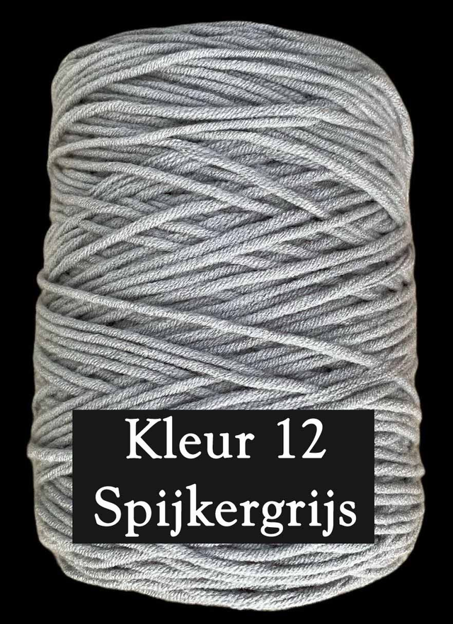 Tufting Yarns 400 gram 8 draads dik