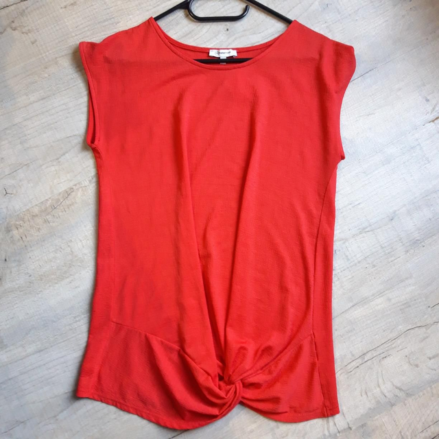 Tee-shirt taille 38/40..Maternité 