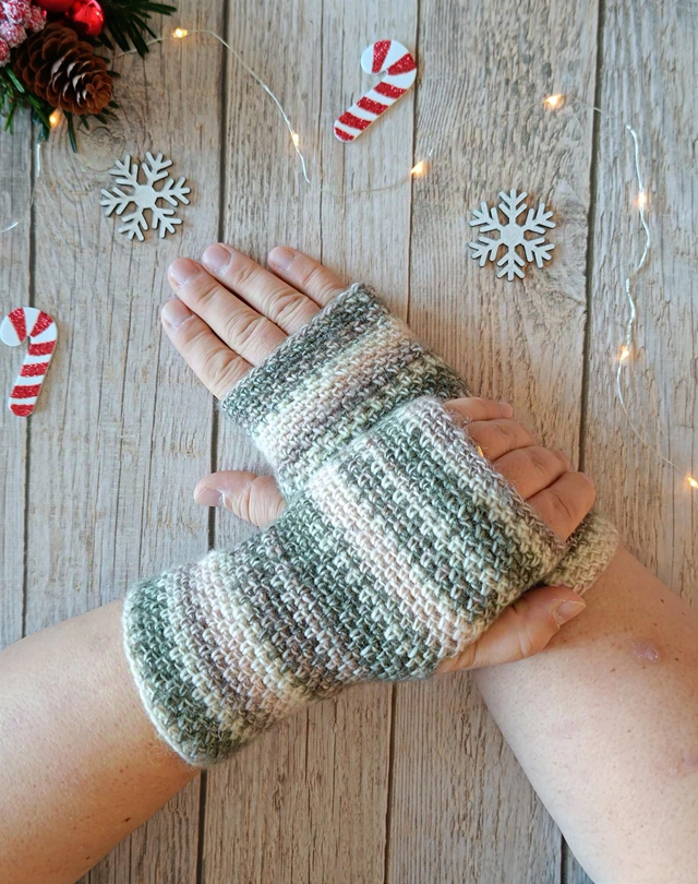 Mitaines Femme ORNELLA au Crochet - Fait Main - Lichen
