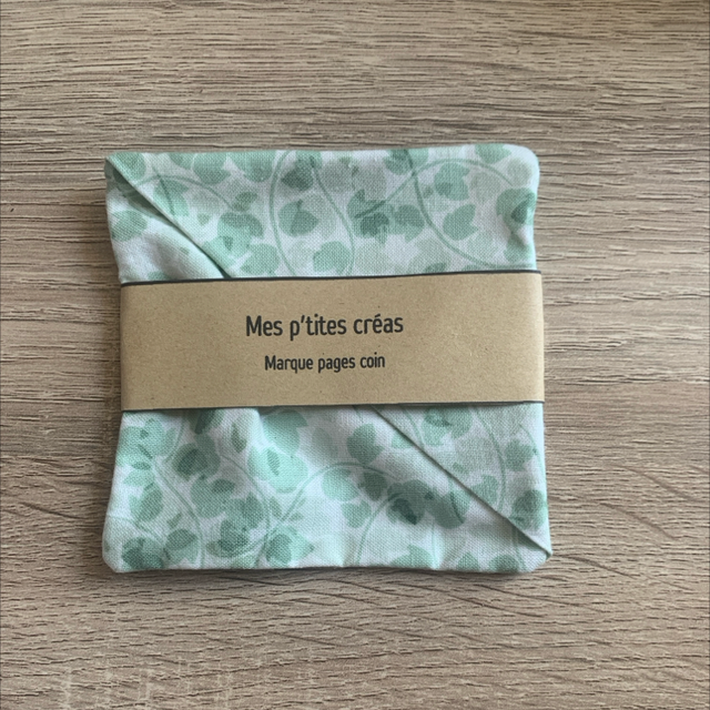 Marque pages coin en tissu