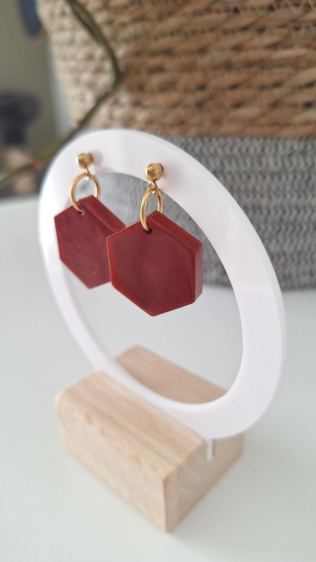 Boucles d'oreilles hexagonales bordeaux