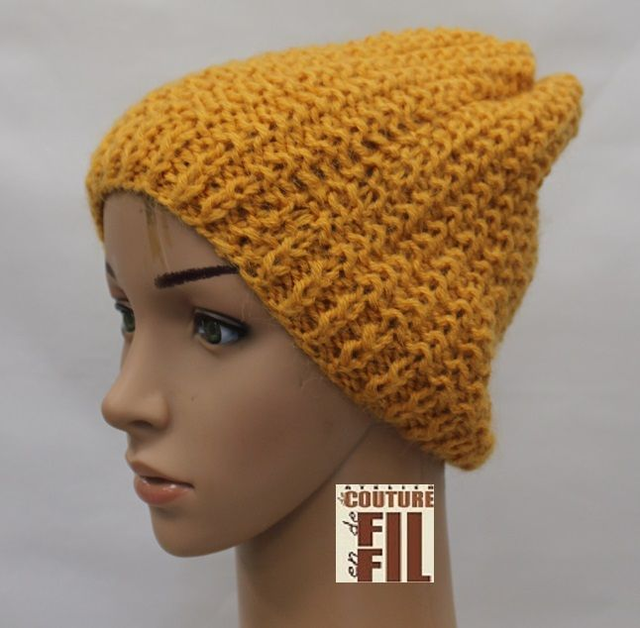 Bonnet ocre en point mousse