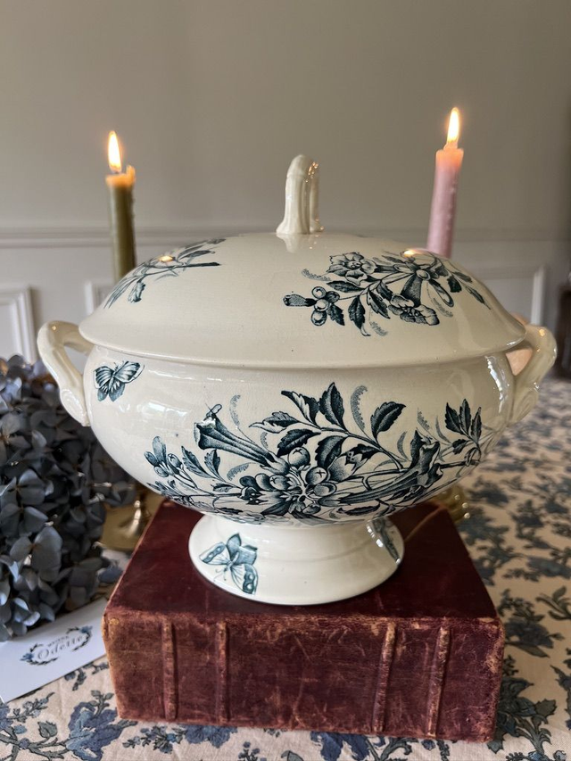 JASMIN - Grande soupière signée Badonviller - Terre de Fer