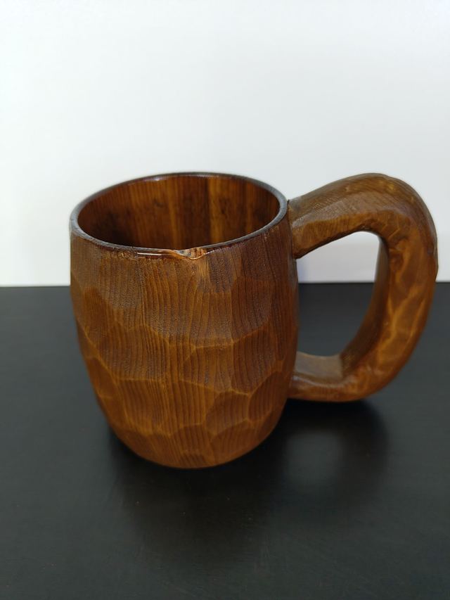 Ungehobelt – Handgedrechselter Holzbecher für Mittelalter & LARP 0,5 Liter