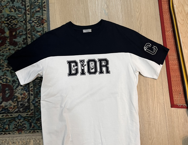 Dior t-shirt size M pre-owned