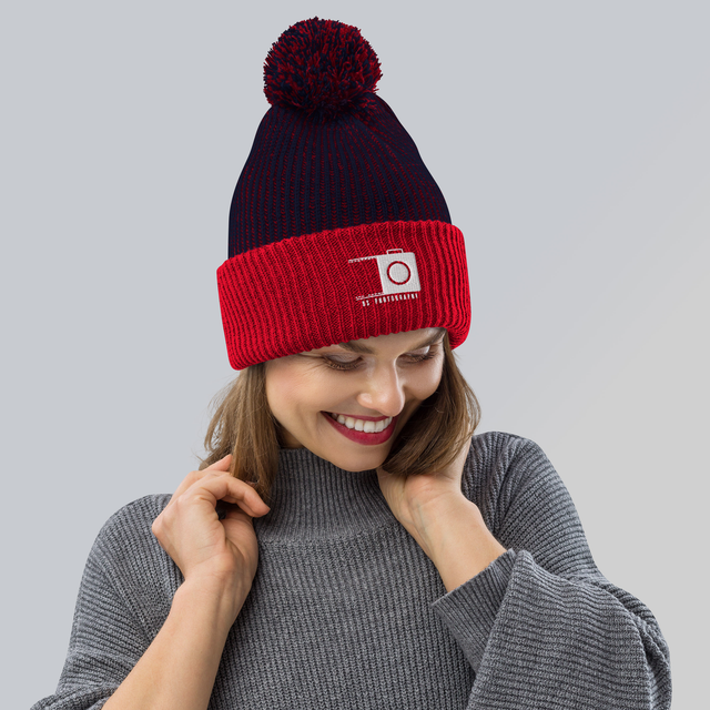 Berretto con pompon con logo fotografico