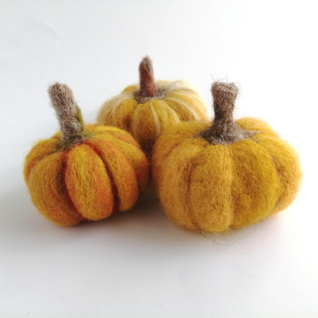 Needle felted pumpkin