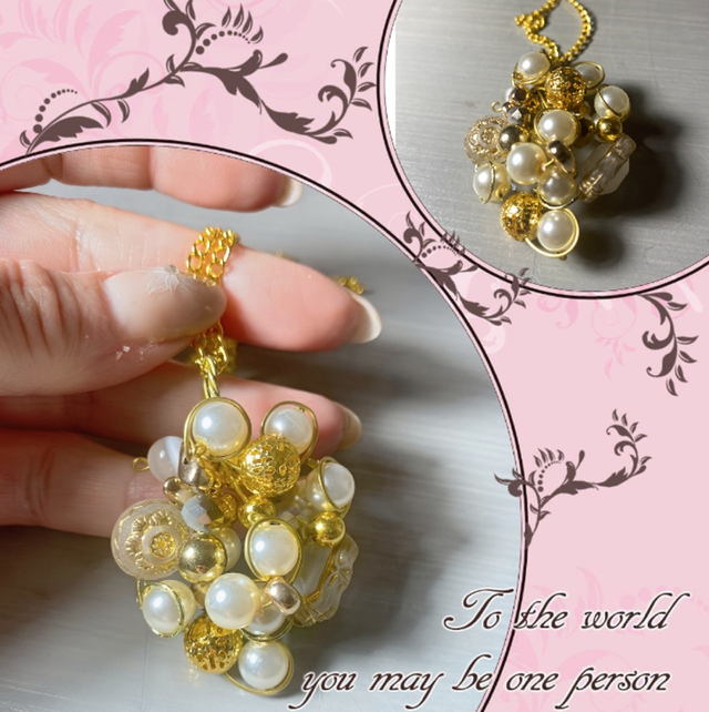Collier Tina 