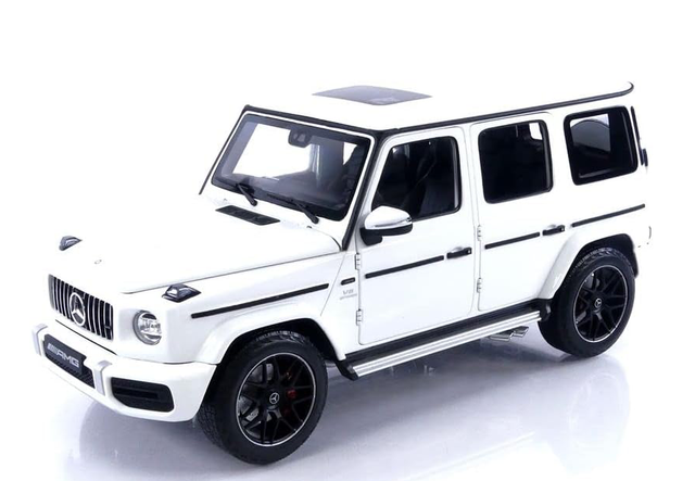 Mercedes Benz AMG G63 2018 1:18 Minichamps 1:18