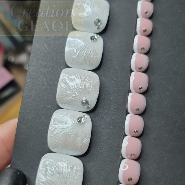 TEXTURE FRENCH BLANC PIEDS