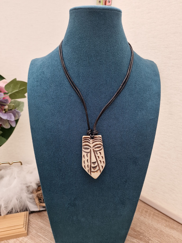 Collier Africain Maori Cuir Noir
