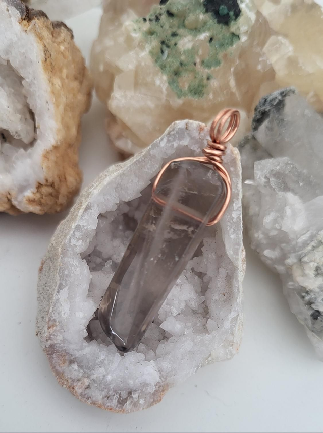 Smokey quartz pendant - small