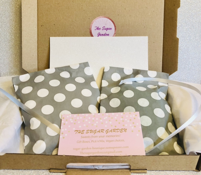 ‘Sweet Hug In A Box’ (Silver)