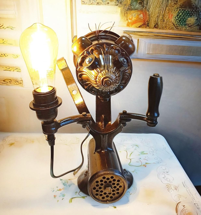 Drôle de Souris, Lampe d'ambiance déco à poser, Lampe personnage esprit steampunk, vintage - Artisanat Français