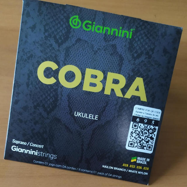 Encordoamento Ukulele Nylon Branco Giannini Cobra 