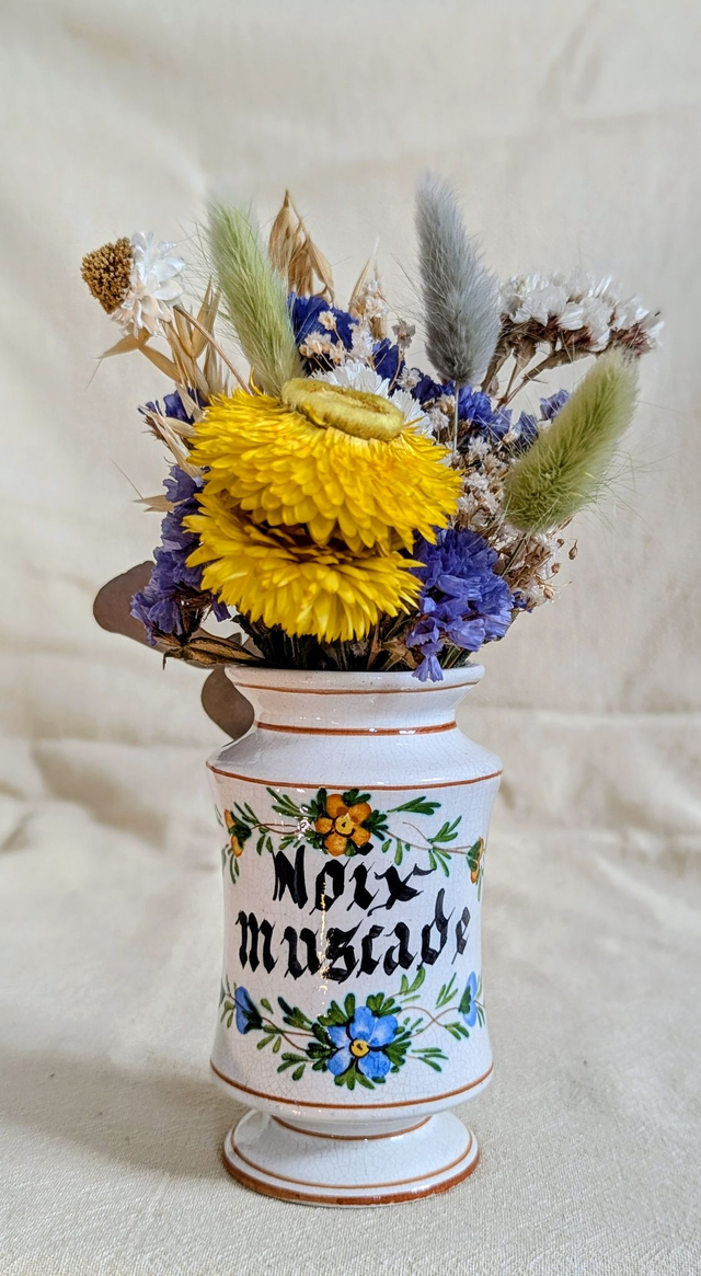 Léonie - Bouquet fleurs séchées  - pot à épices upcyclé