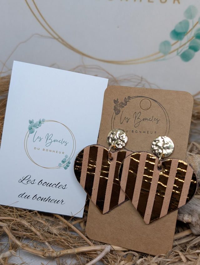 Boucles d&#039;oreilles Coeur ❤️ doré beige li030