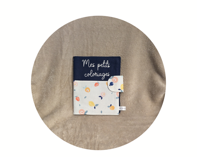 Carnet de coloriage fruits