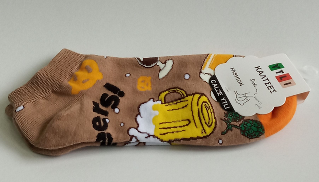 ΚΑΛΤΣΕΣ ΚΟΝΤΕΣ UNISEX ΜΕ ΘΕΜΑ ΠΟΤΑ