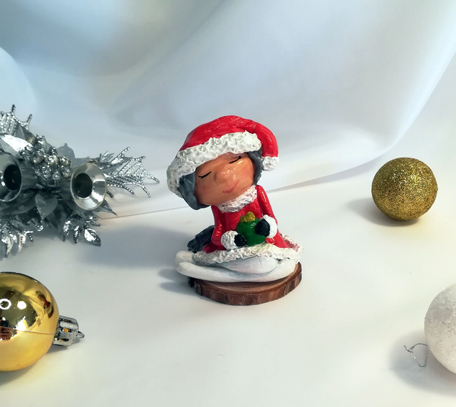 Figurine Mère Noël