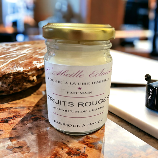 Bougie parfumée à la cire d&#039;abeille -  Parfum Fruits rouges  